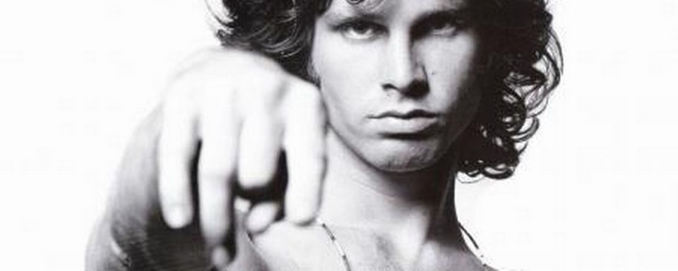 Jim Morrison, la forza del desiderio impossibile da dimenticare (Jim Morrison, la force du désir impossible à oublier)